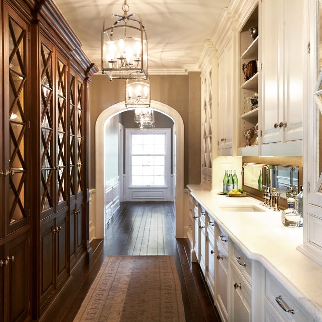 Beautiful White Raised Panel Kitchen Cabinet Doors and Drawer Fronts