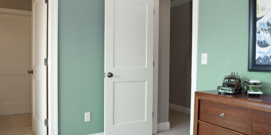 The Wooden Flat Panel Doors That You Can Use For Exterior